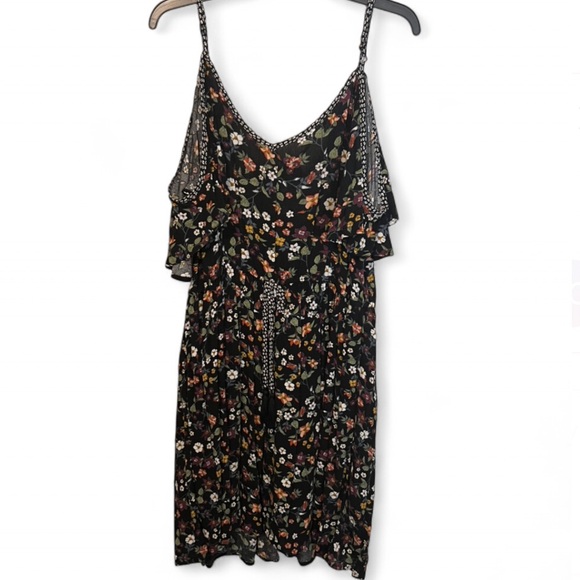 Multicolor Whimsy Floral Prairie Fairy Boho Flutter Sleeve Flowy Spring Dress - Picture 3 of 4